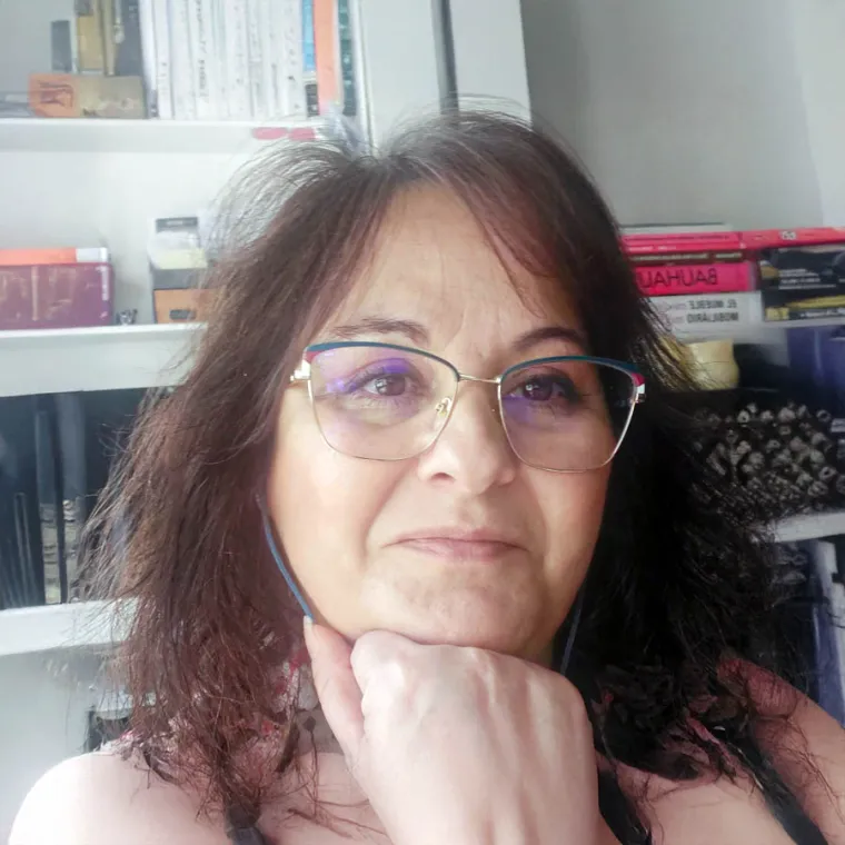 Charo M. C., fundadora y terapeuta
